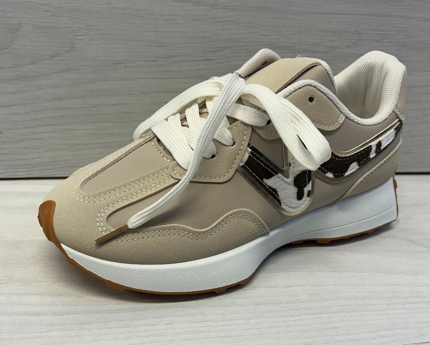 Cream/cow print trainer