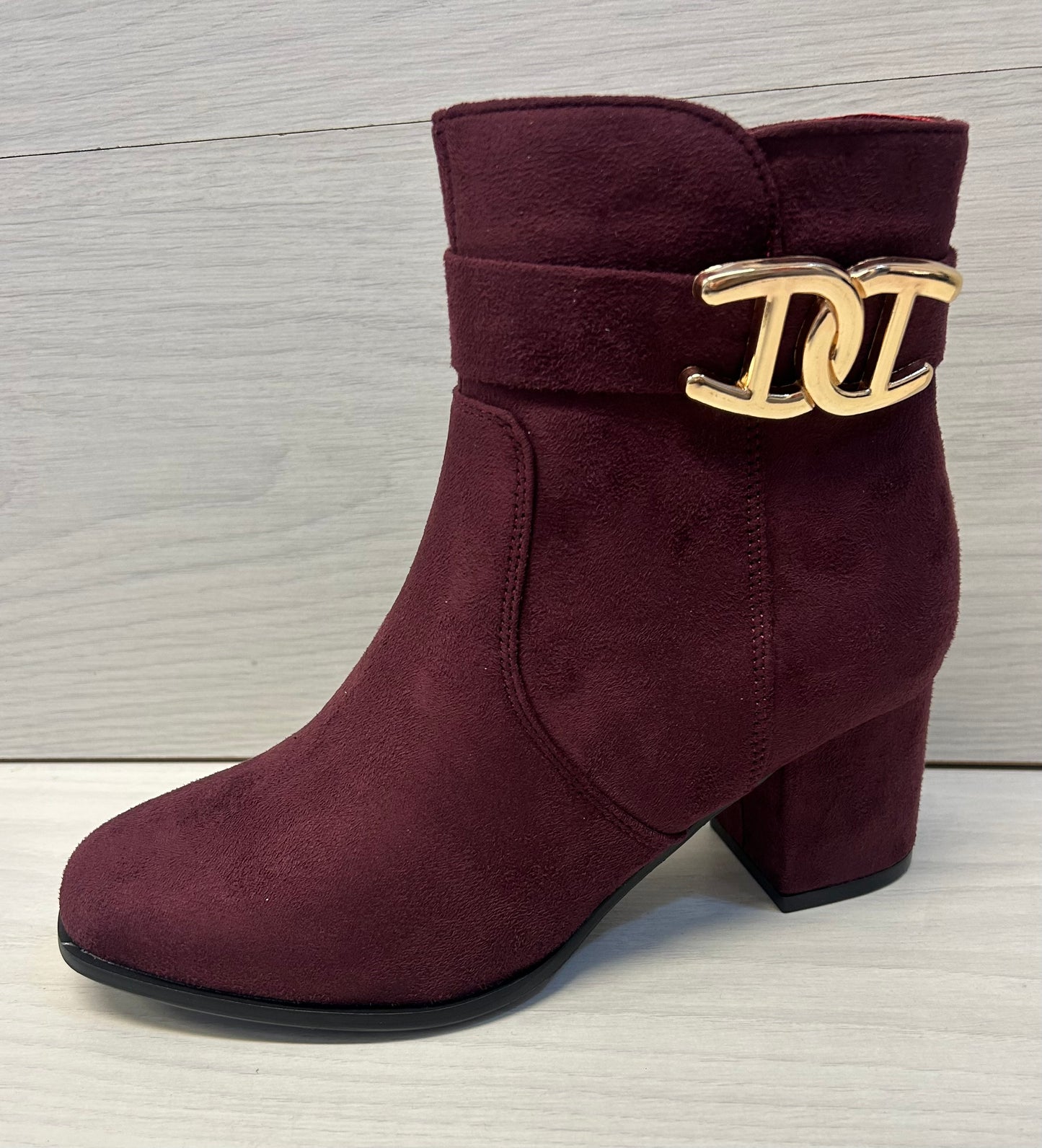 Zelda plum boot