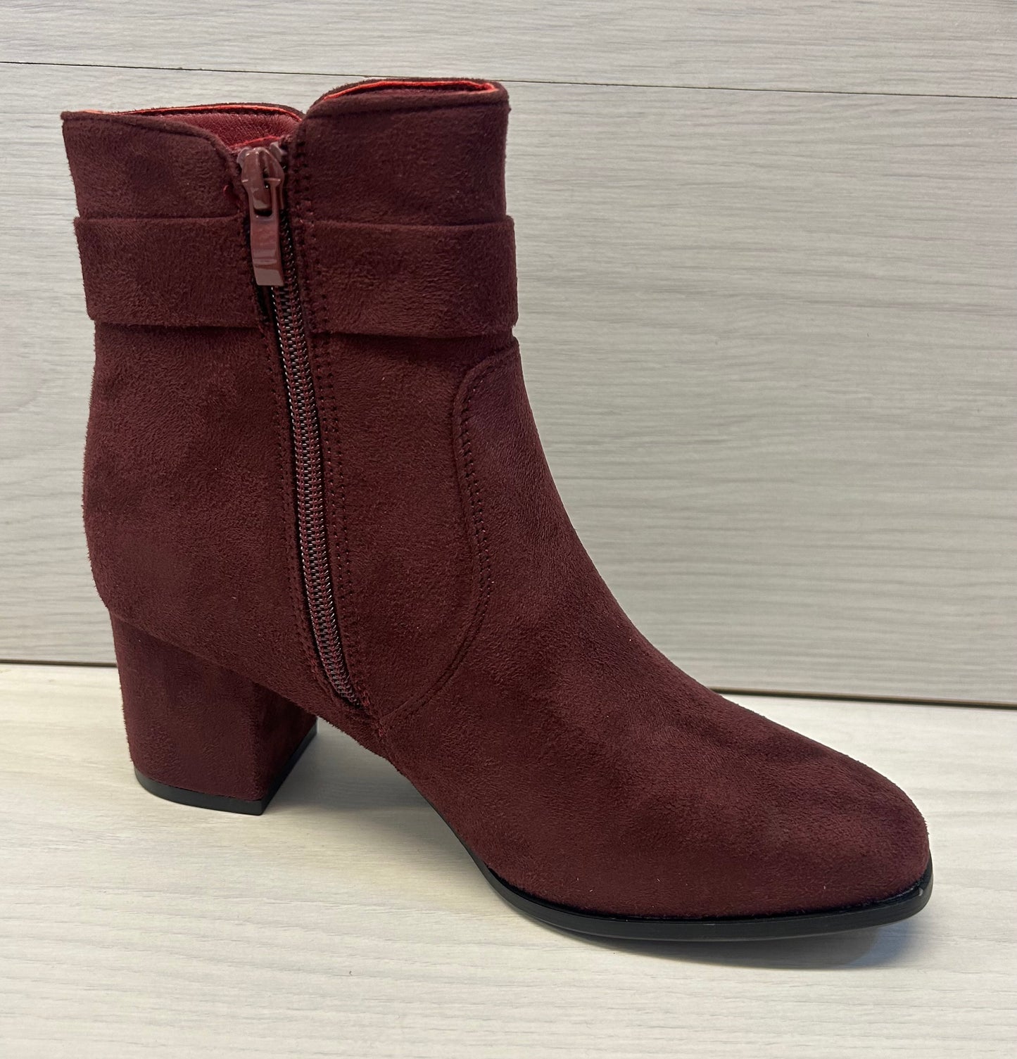 Zelda plum boot