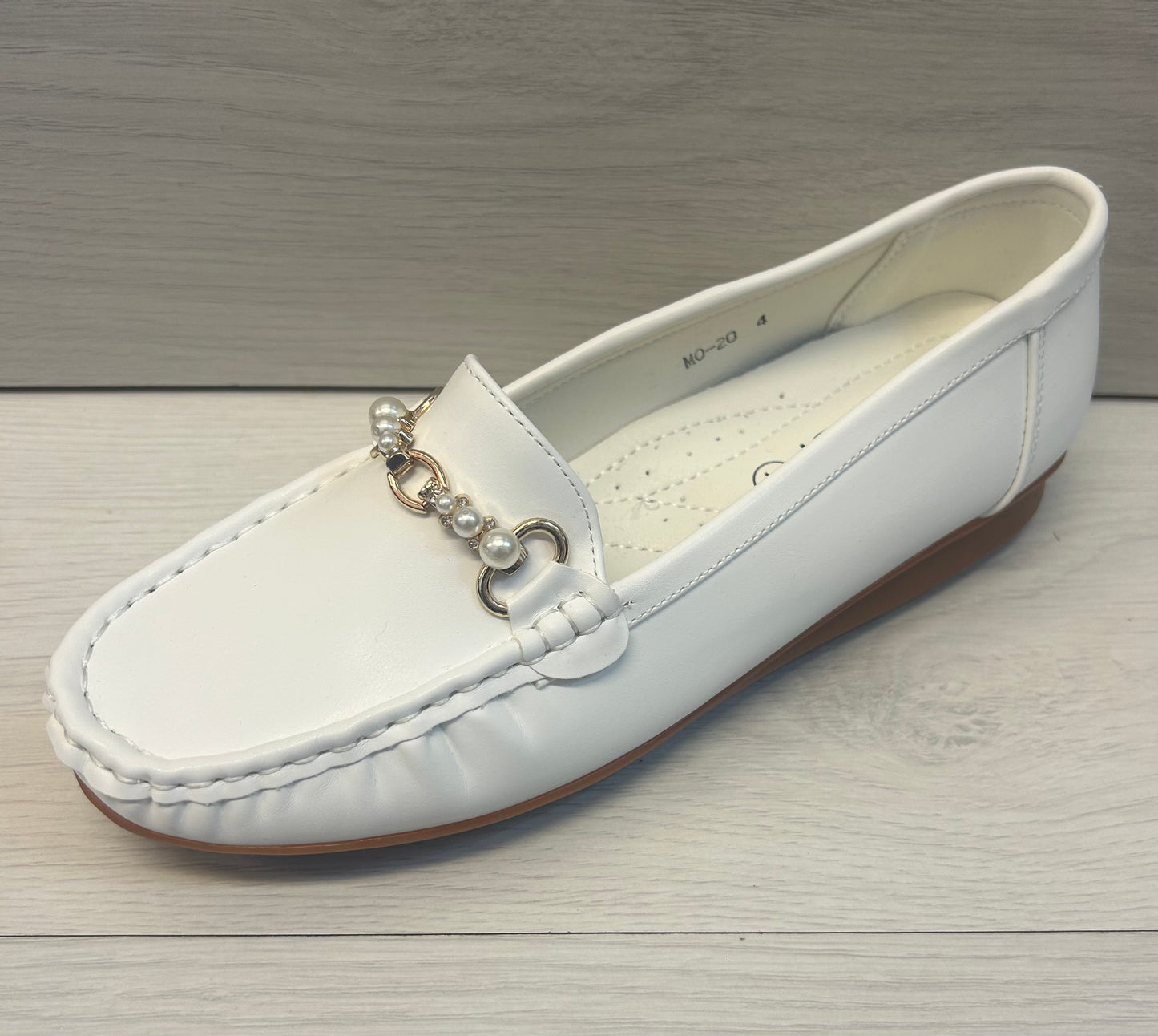 White wedged mocks