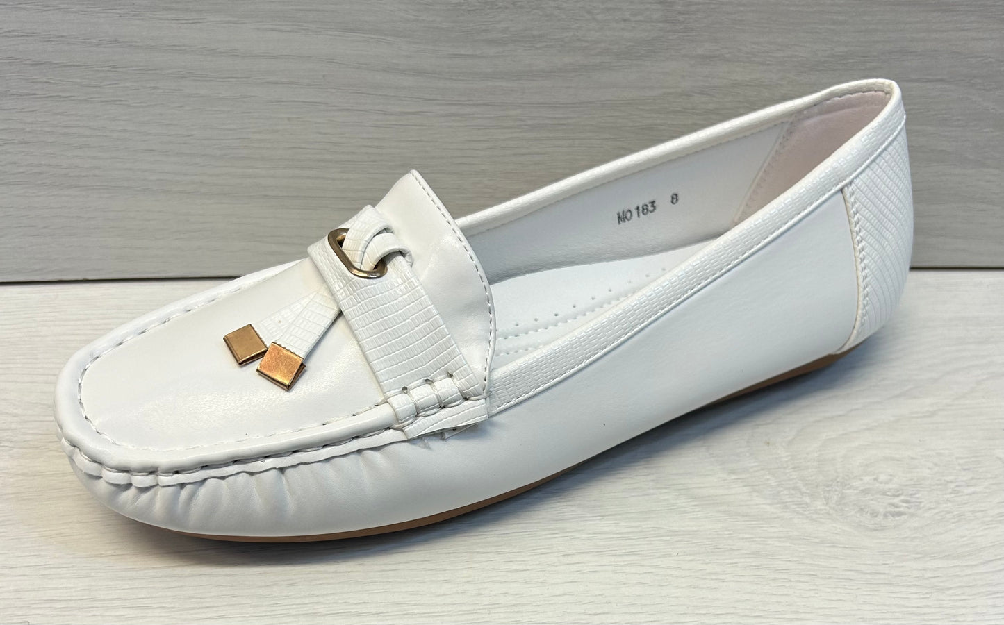 White mocks