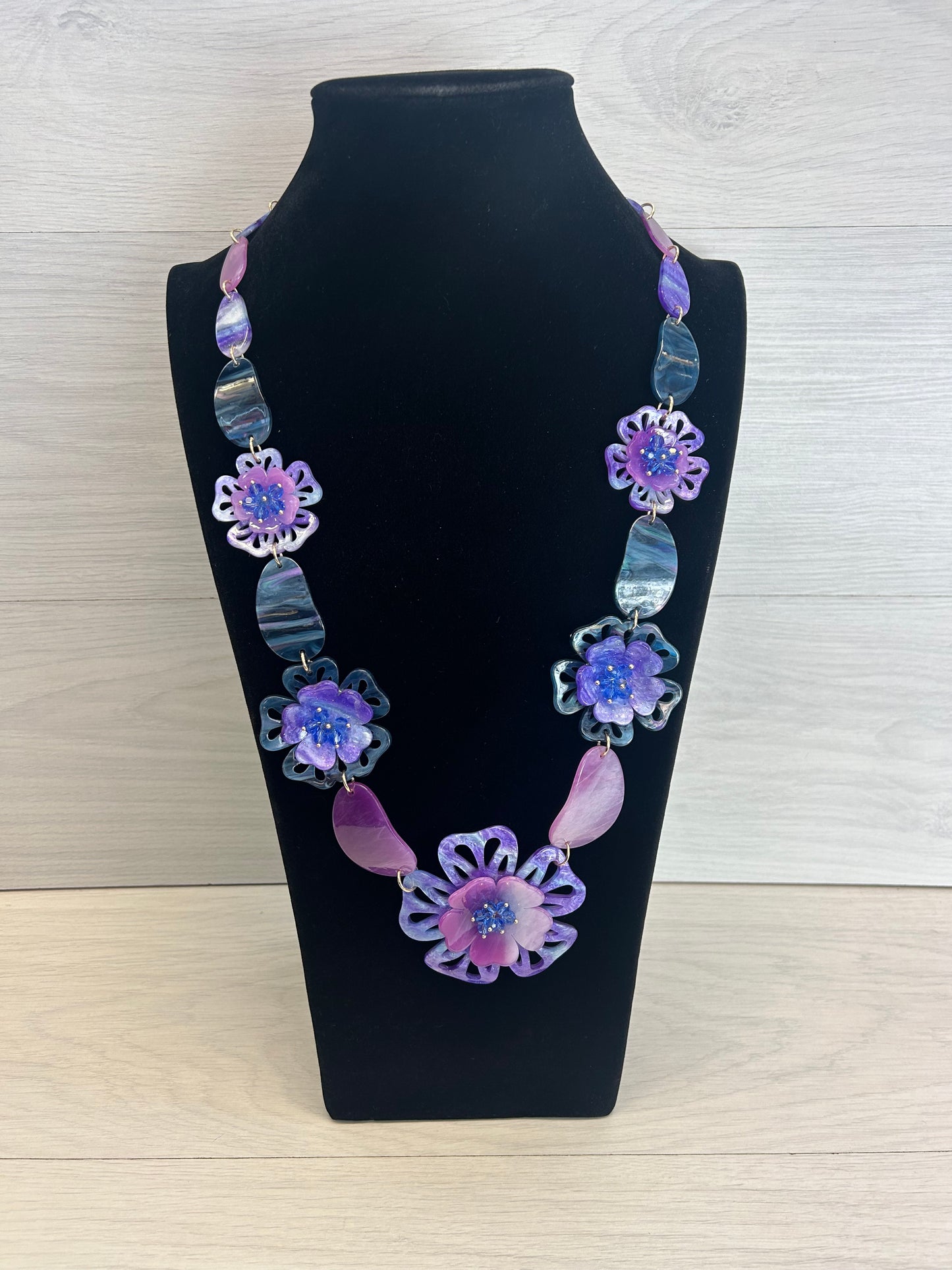 Purple flower acrylic Necklace