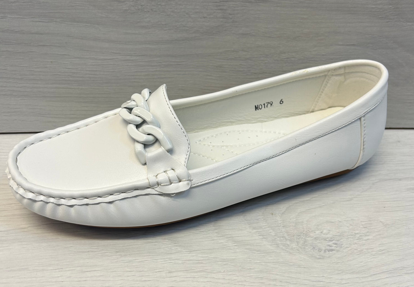 White mocks