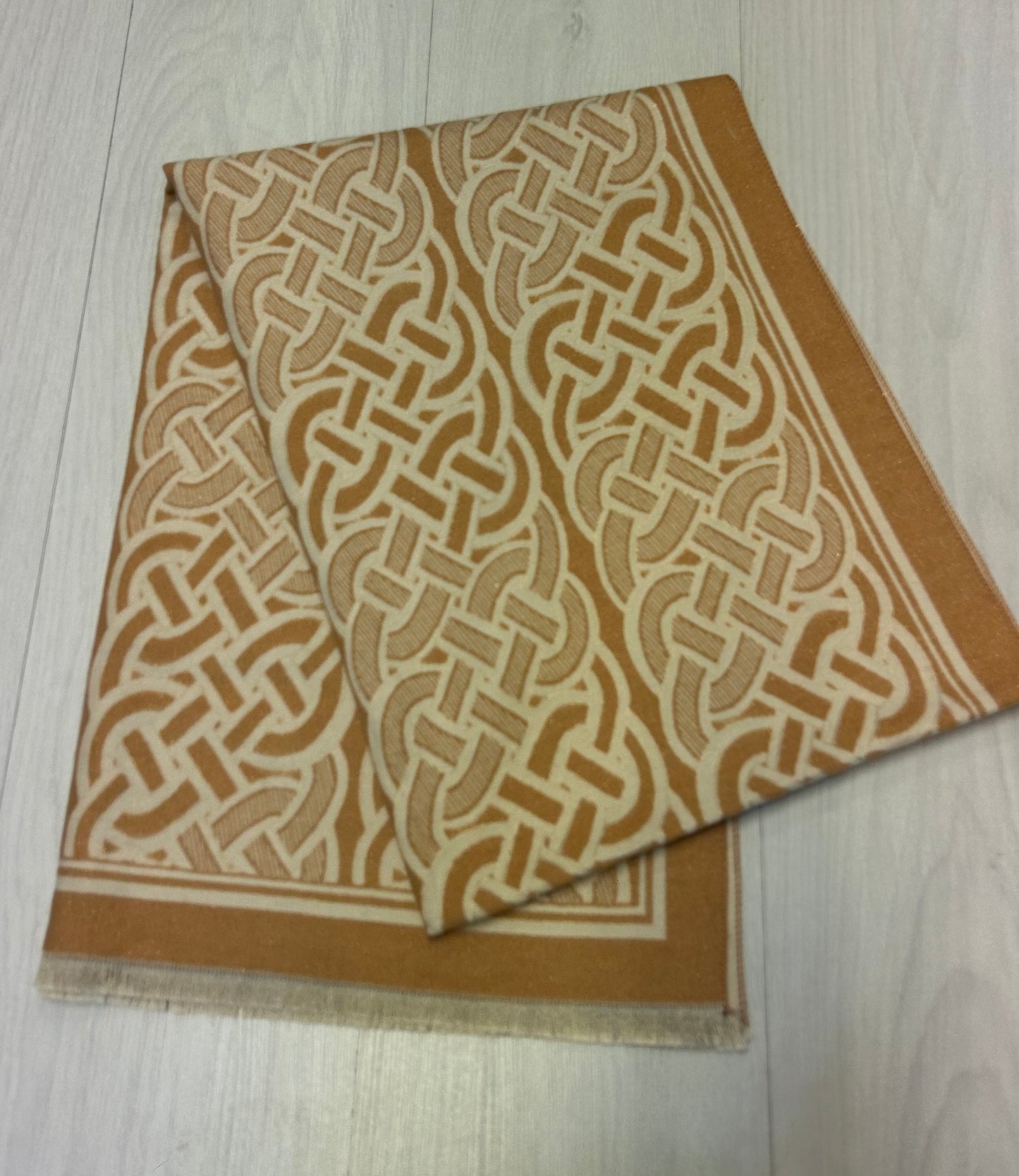 Beige plait print scarf