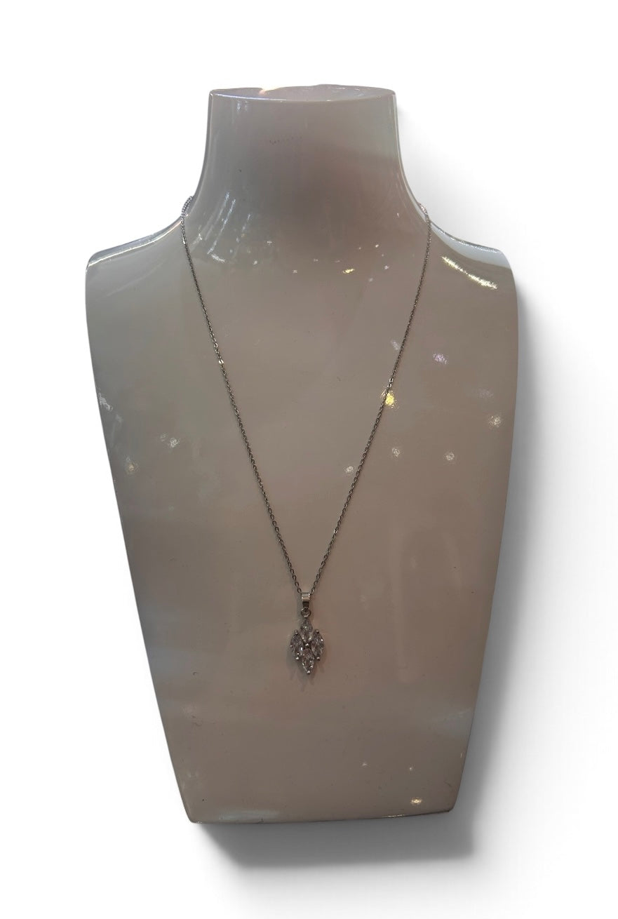 4 stone diamanté silver necklace