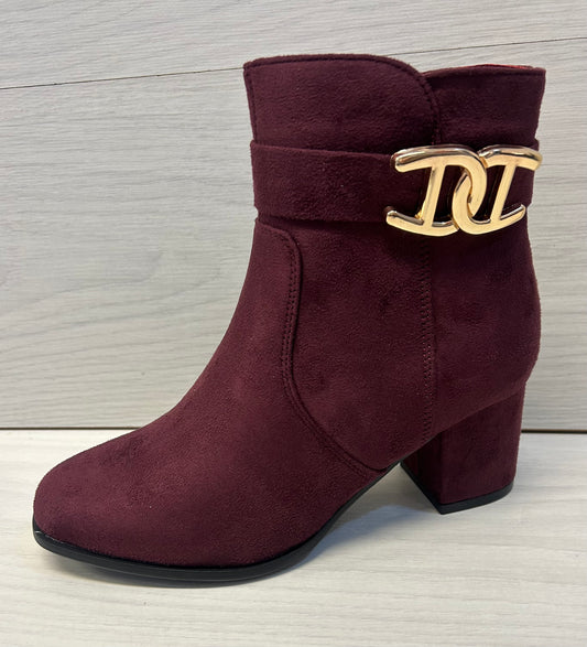 Zelda plum boot