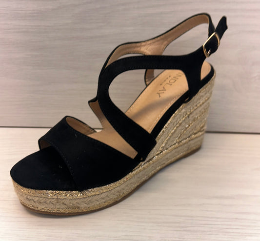 Black Wedges