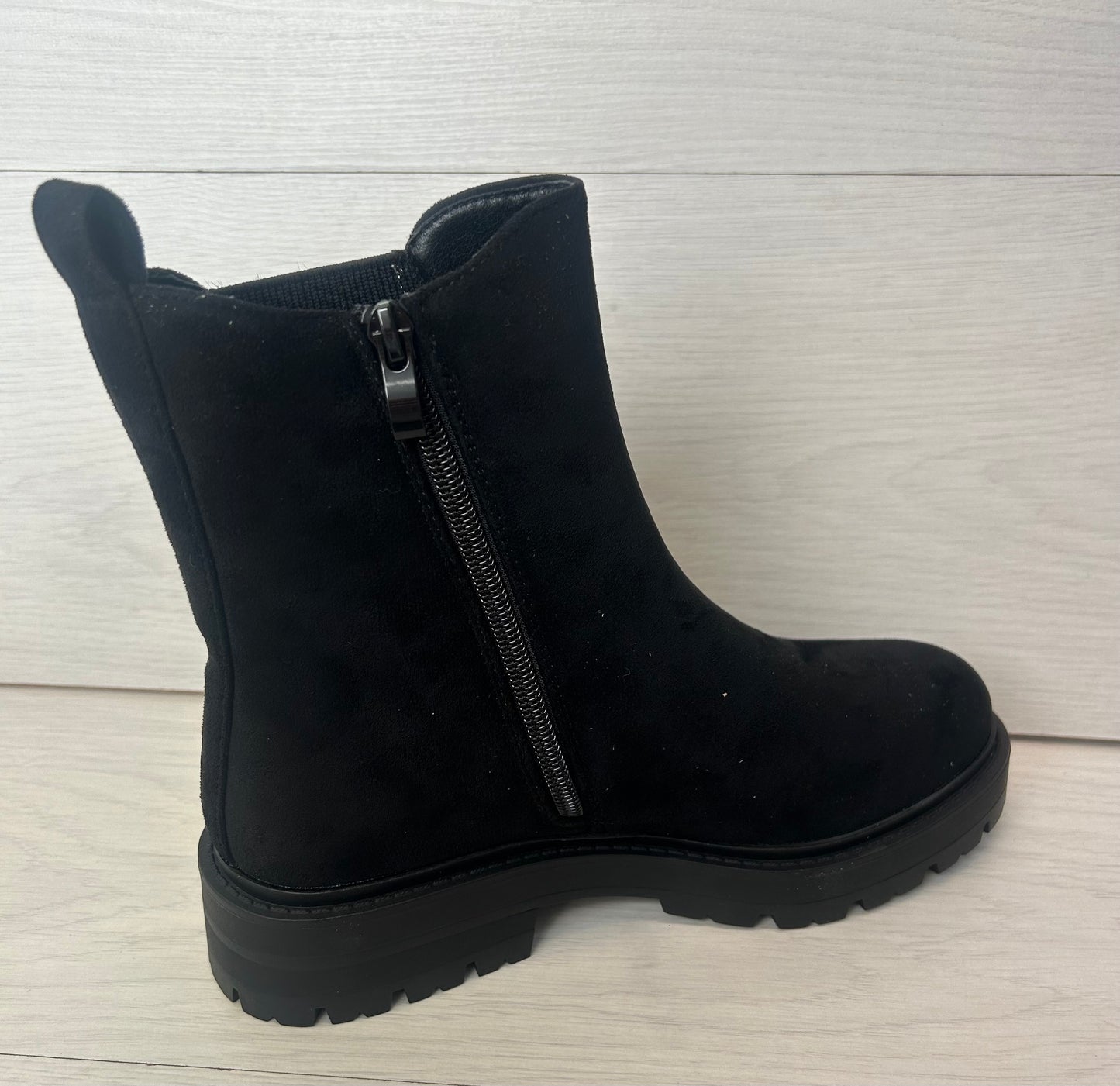 Black suede Chelsea boot