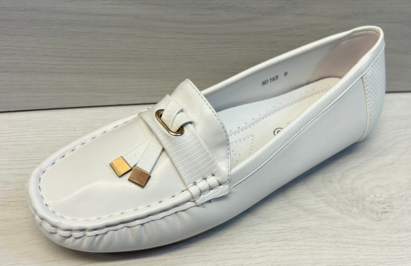 White mocks
