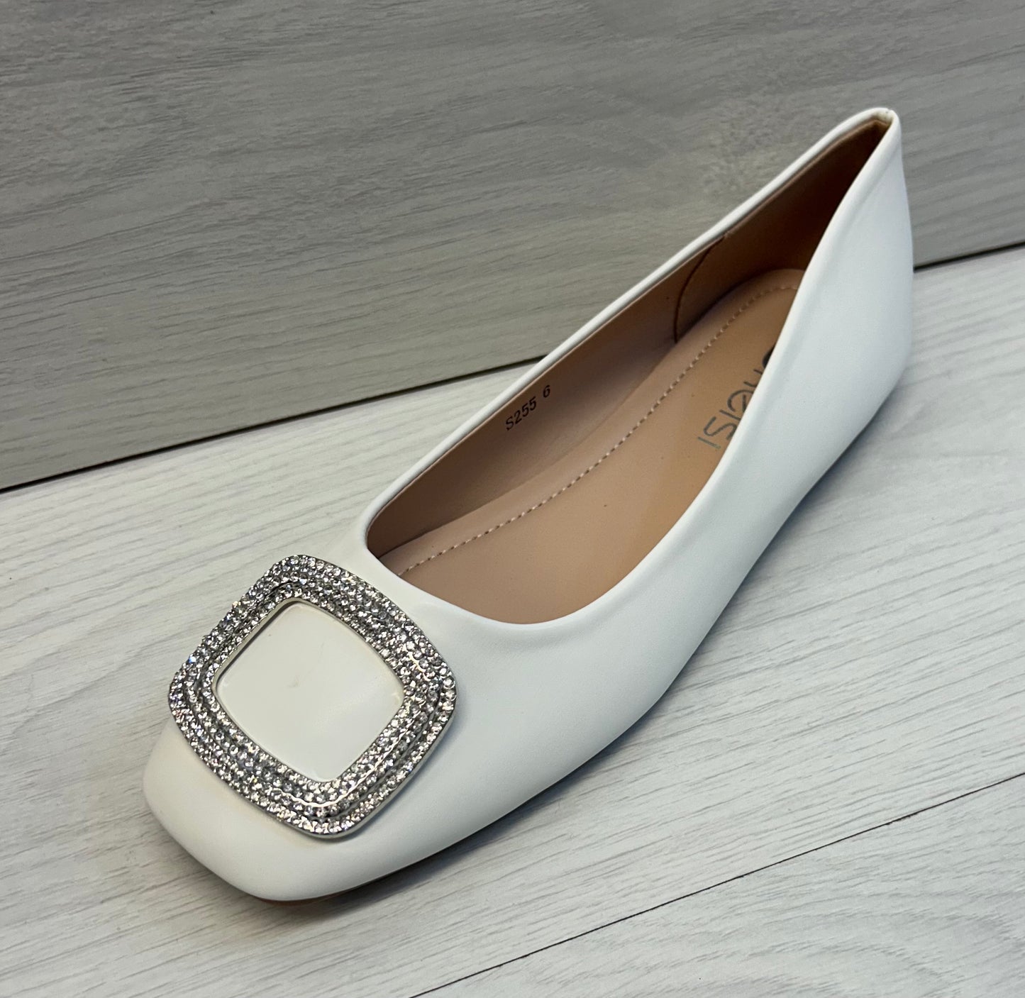 S255 white ballet pump