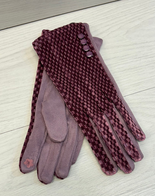 Purple gloves