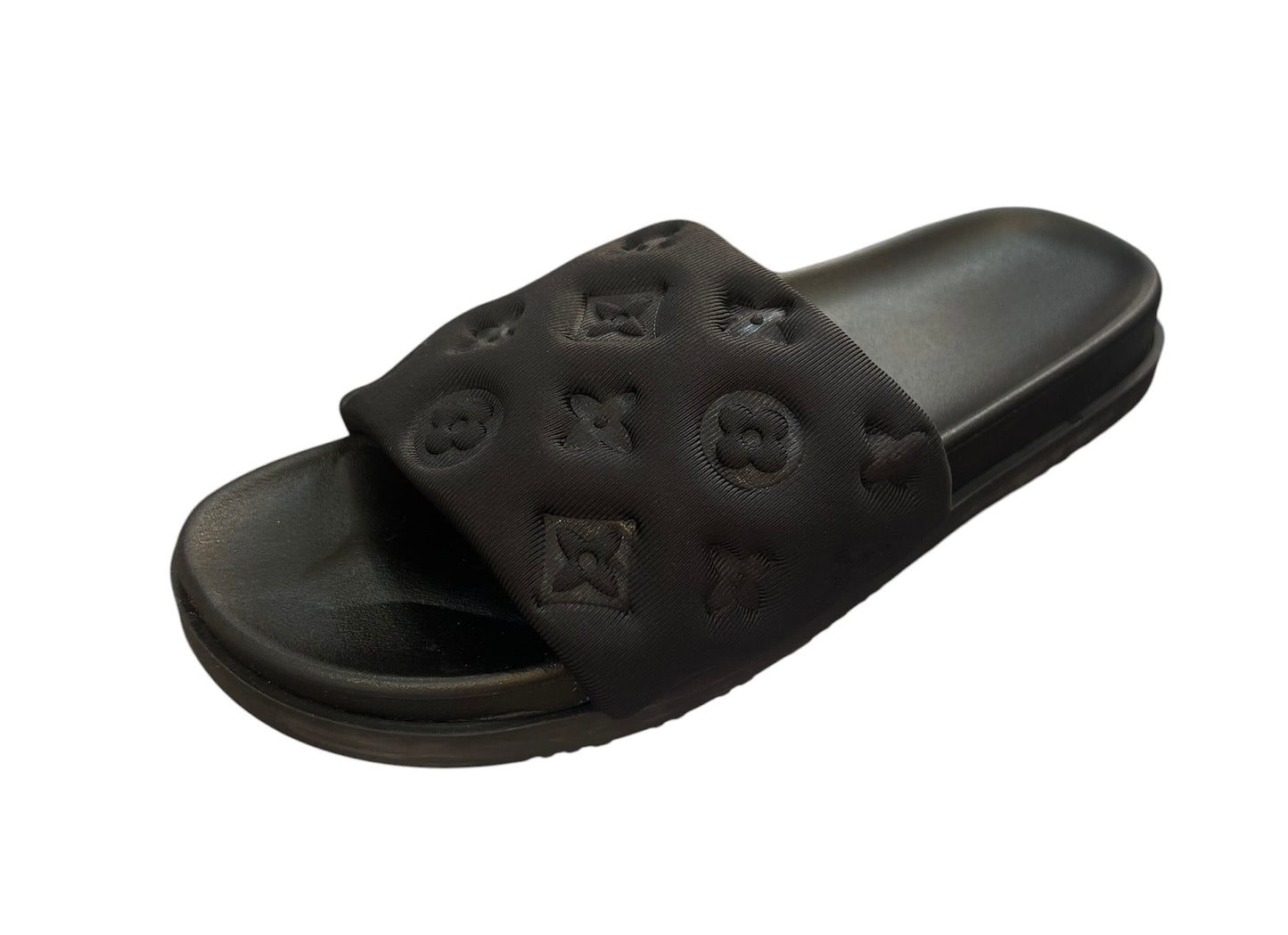 HM202 Black