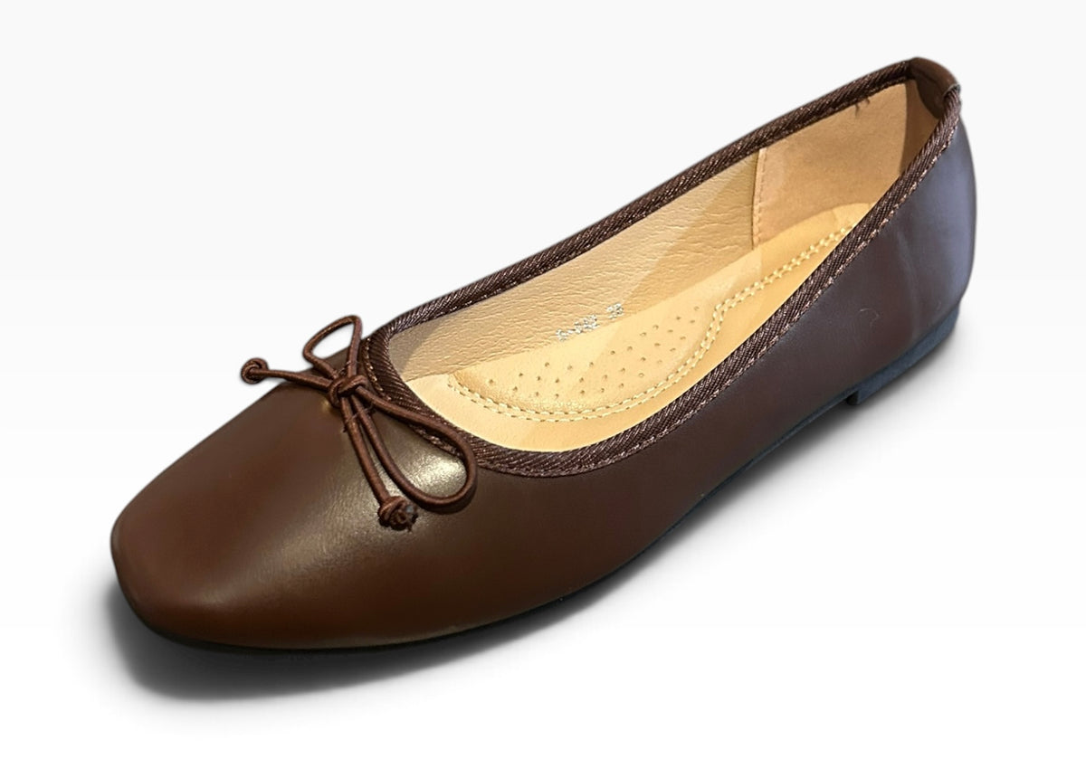 D042 Brown