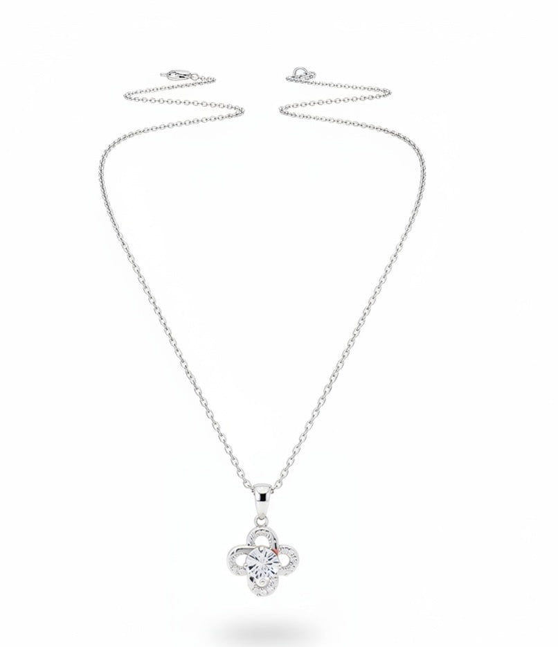 Flower diamante necklace