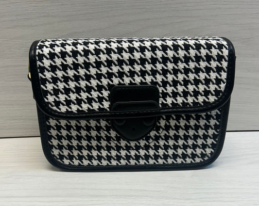 Black/white dogtooth acrossbody bag