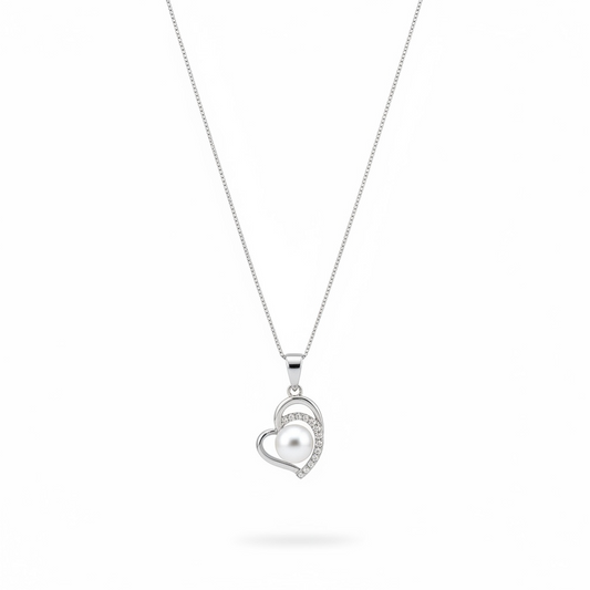 Pearly heart necklace